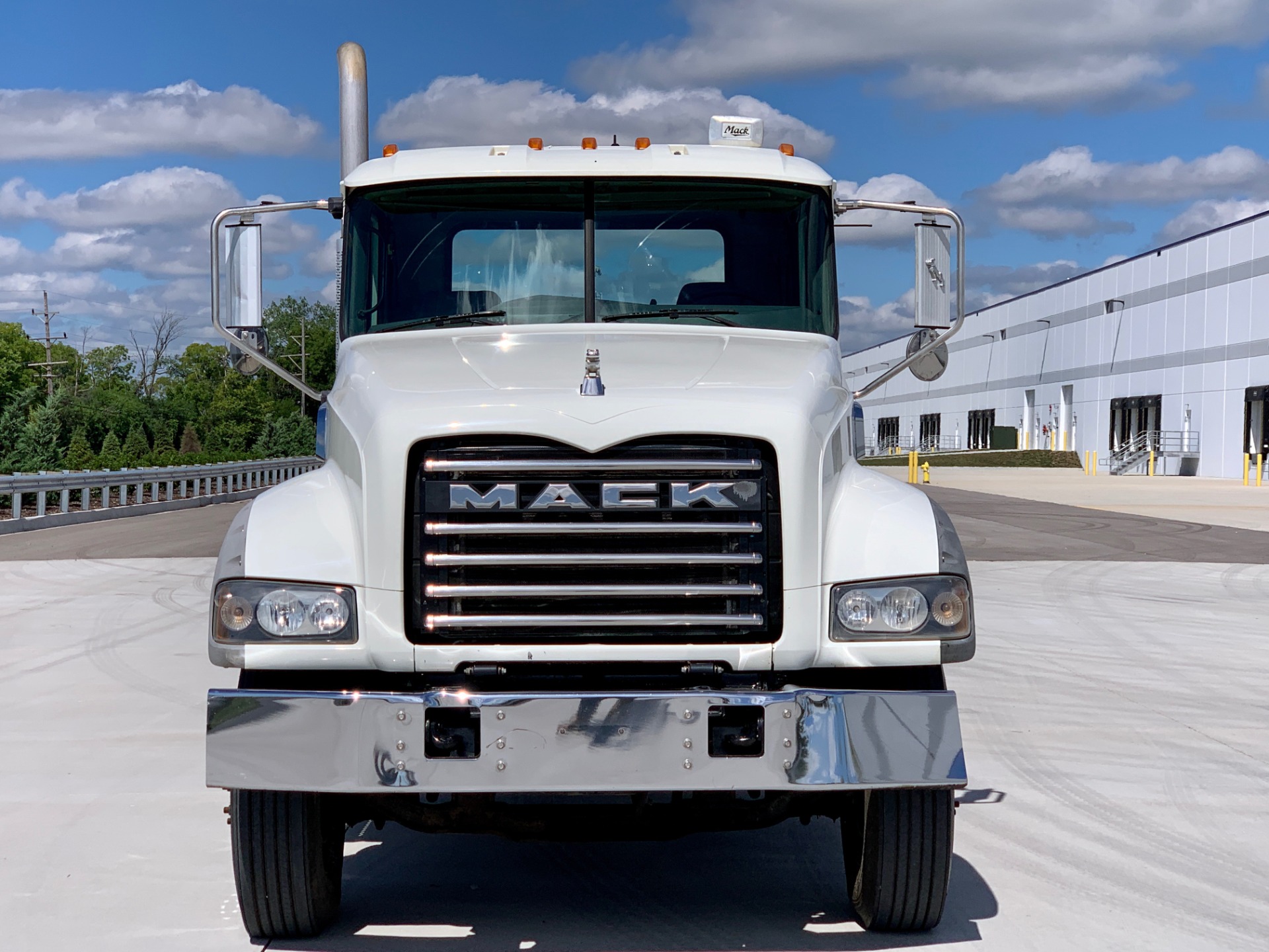 Mack granite dump truck