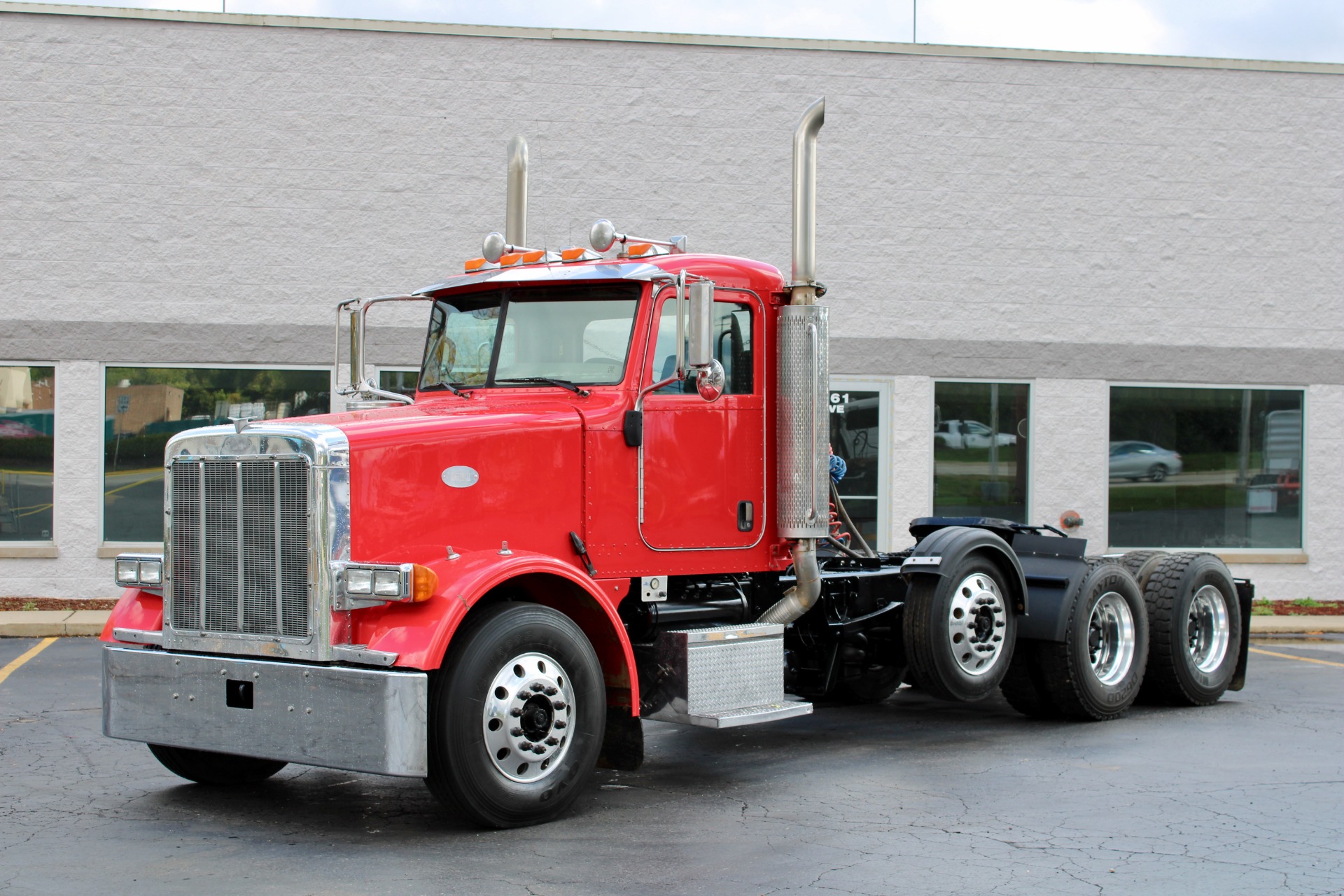 Used 2007 Peterbilt 378 Day Cab with Steerable Tri-Axle - Cat C13 For ...