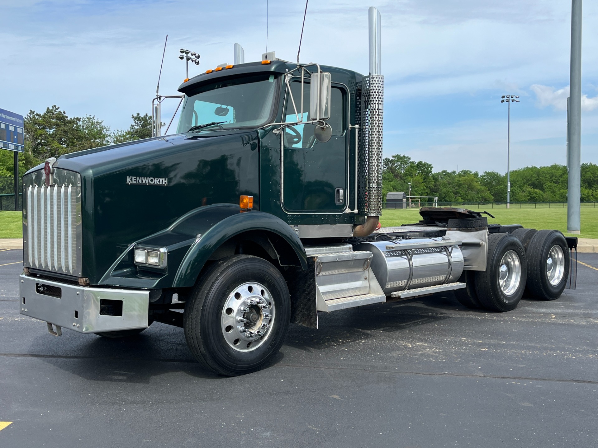 Used 2008 Kenworth T800 Day Cab Cat C13 430 Horsepower 10 Speed