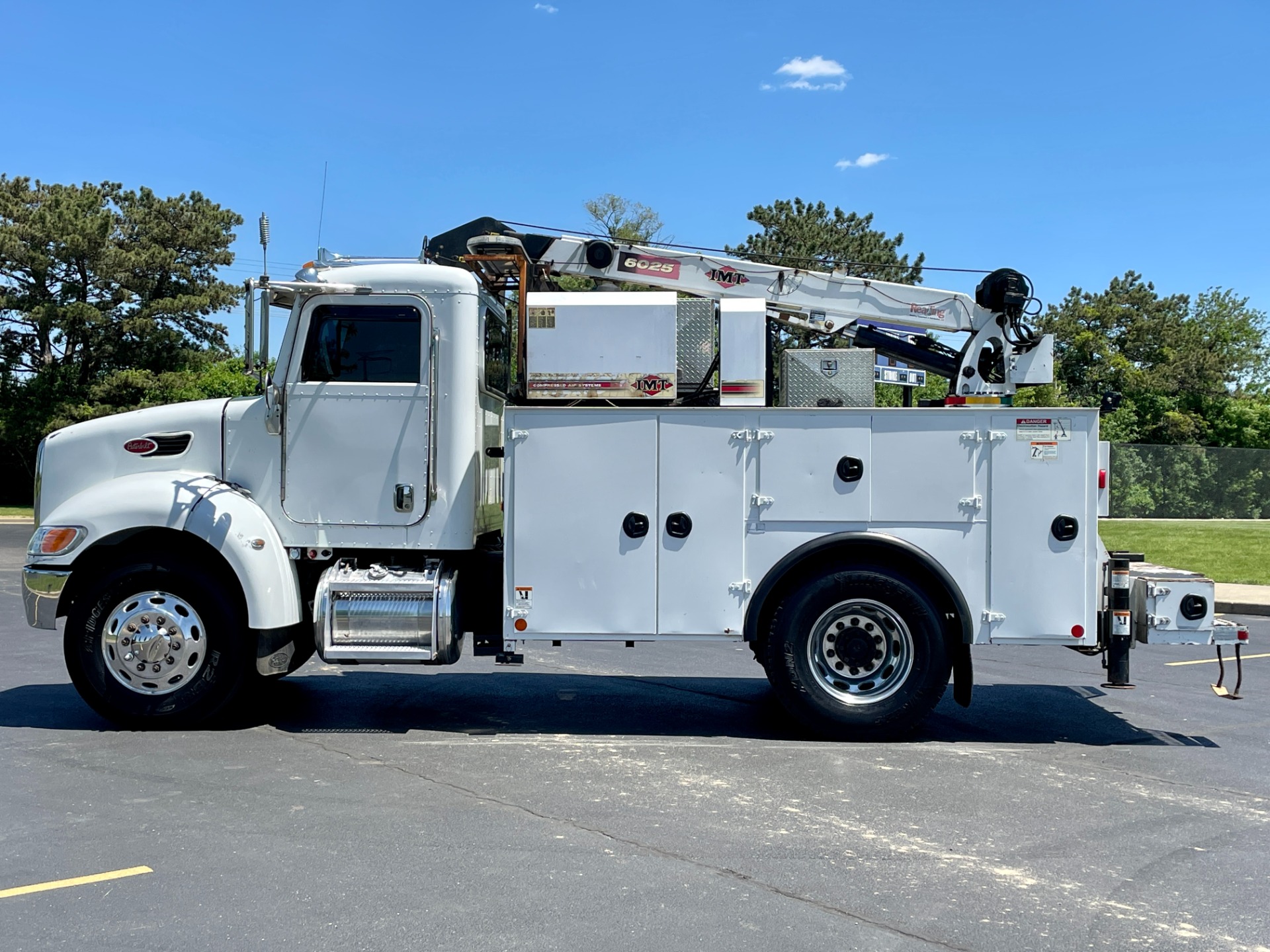 Used 2008 Peterbilt 355 Service Truck IMT Crane And